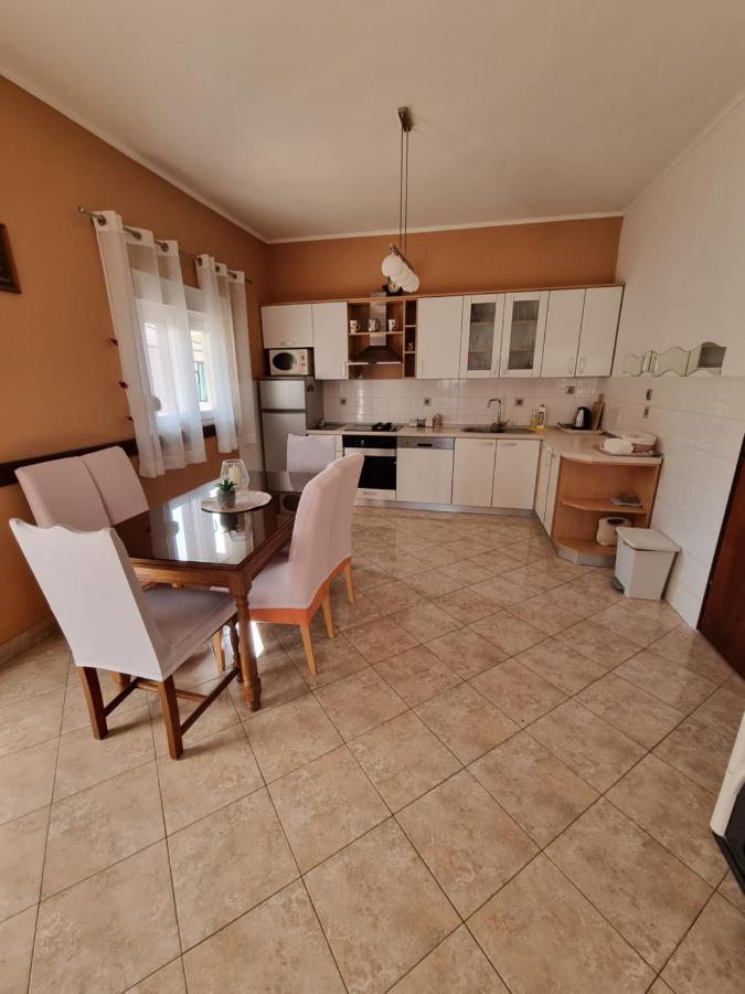 Apartments Lili Biograd Na Moru Bagian luar foto