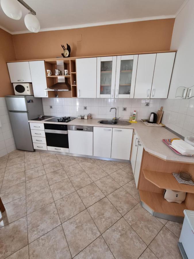 Apartments Lili Biograd Na Moru Bagian luar foto